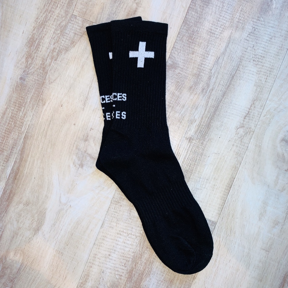 P+F Places Plus Faces Socks in Black